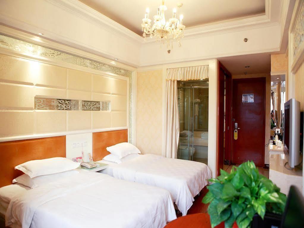 Bluesky Hotel Guangzhou Eksteriør bilde