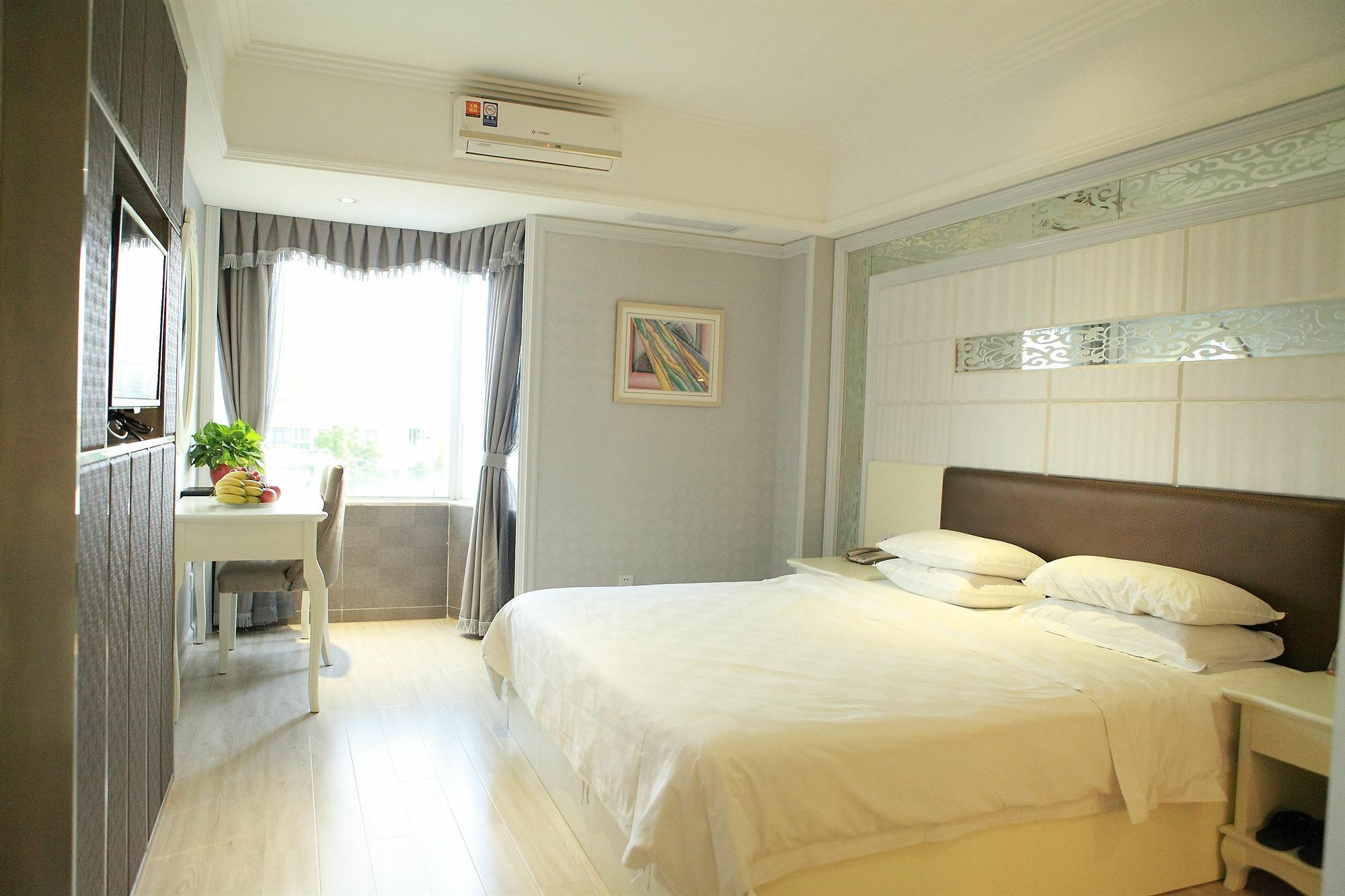 Bluesky Hotel Guangzhou Eksteriør bilde